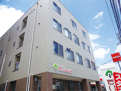 熊本市街地に車で約20分、国道3号線沿いという好立地